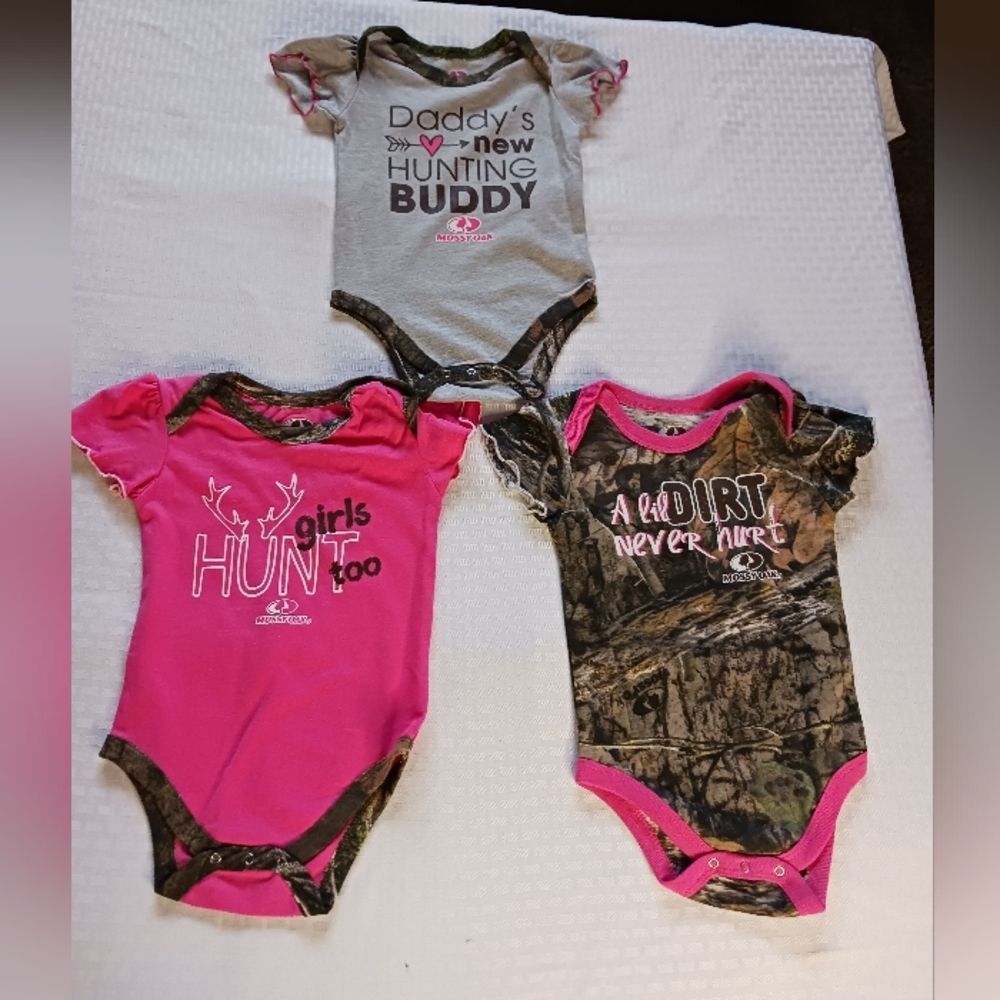 Infant onesies